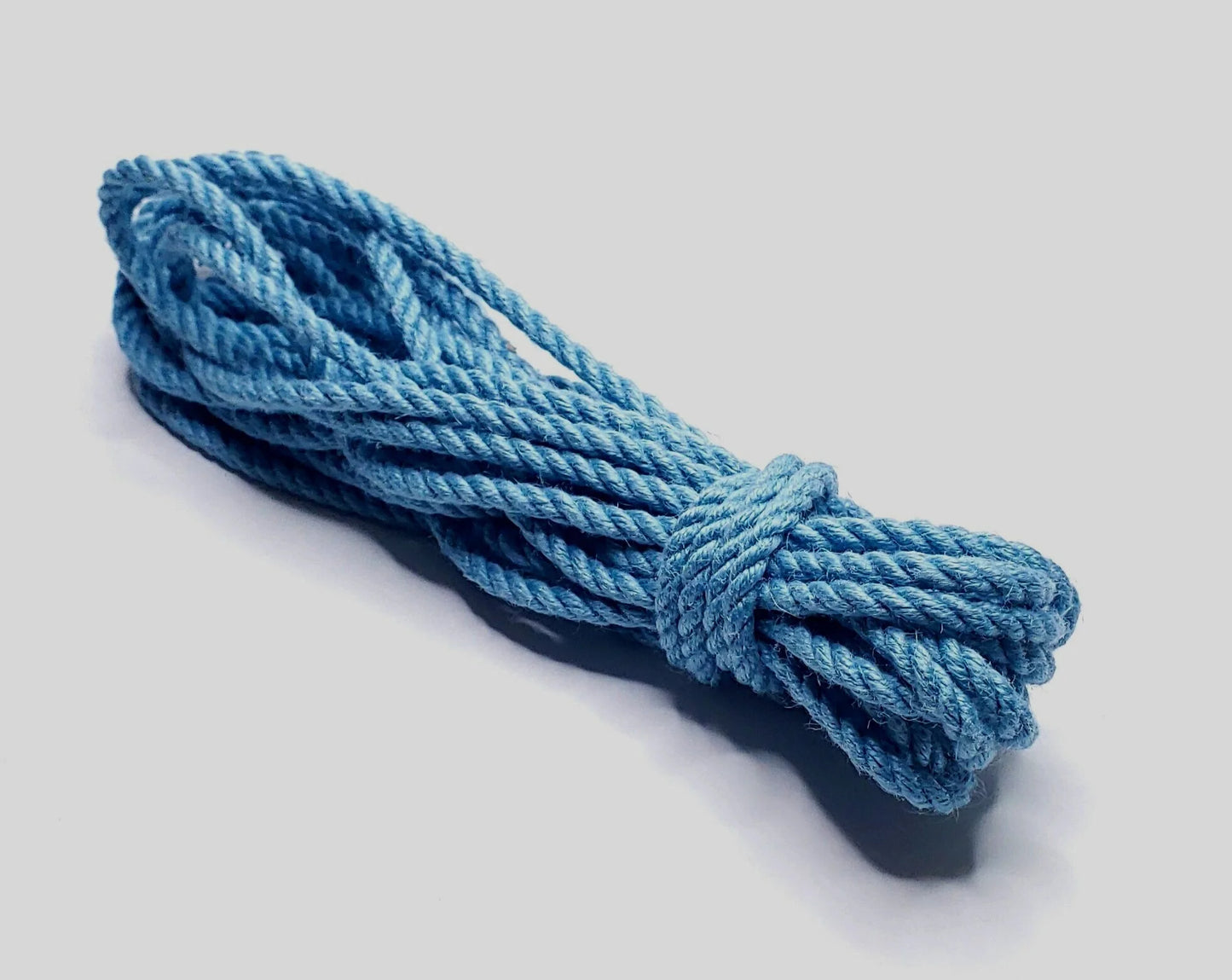 Kinbaku Studio 6mm Jute Rope - 8m hank - wax process conditioned